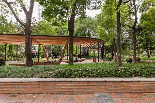 Donghu Park by DLC